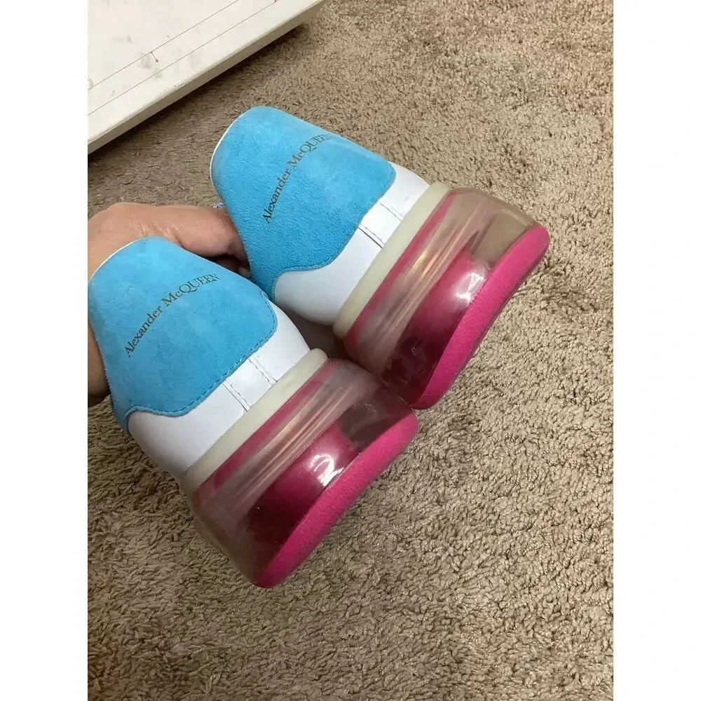 Limited Edition Alexander McOueen Larry Sneakers - size 41 white with pink sole